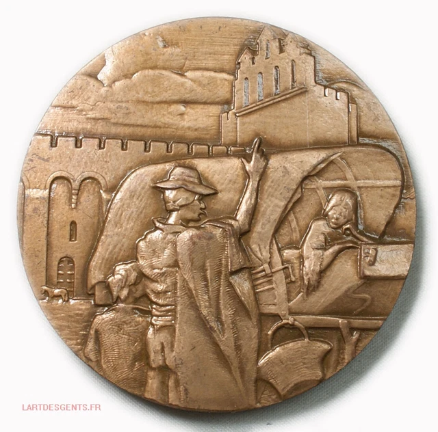 Médaille En Cuivre Argenté - Société Des Régates Parisiennes, 96 Grammes, Marque L'Art Des Gents