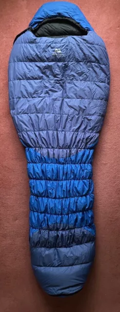 SLEEPING BAG Mountain Equipment Lightline Down. Blue. Excellent