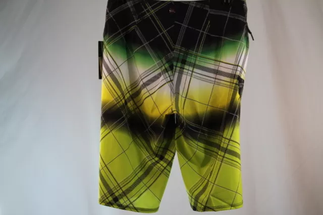 QUIKSILVER "CYPHER WONDERLAND" SWIM/SURF/BOARD SHORTS GREEN color size 29/30/31