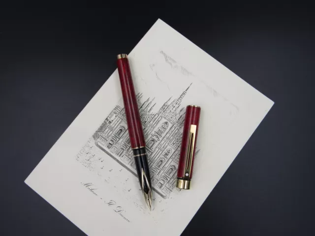 Rare Penna Sheaffer Targa 1034 Stilografica With Red Marble & Gold Fountain Pen