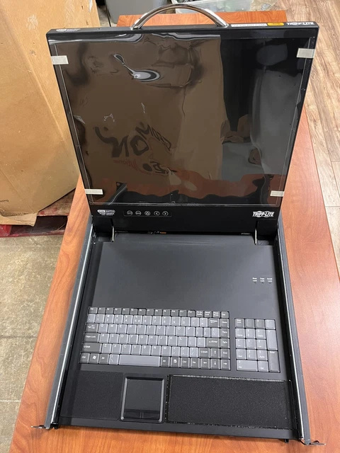 Tripp-Lite B070-016-19-IP NetCommander 16-Port 19" LCD Console KVM Switch