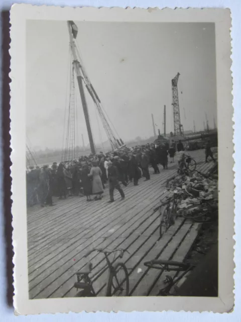 06C54 Ancienne Photographie Snapshot Arrivée Ou Départ D'un Bateau A Dunkerque