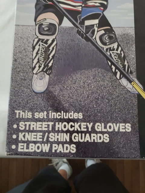VTG Franklin Street Hockey Youth Equip Set Gloves knee/shin guards elbow pads