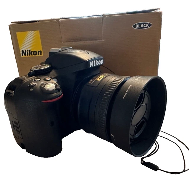 Nikon D5300 56991 Shots (Kit with AF-S DX Nikkor 35mm f/1.8G Lens) 2