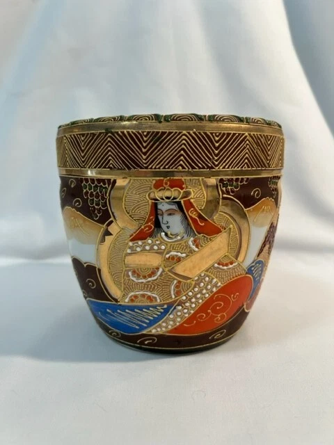 Antique Small "Satsuma" Japanese Moriage Moriyama Flower Pot - 3 Immortals