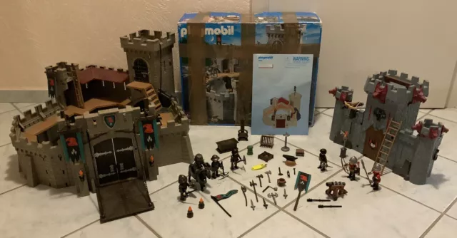 Playmobil Ritterburg 4866 mit OVP und weiterer Burg