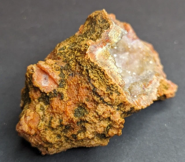 Geode mit Achat und Quarzdruse FO: Kerrouchen, Mittlerer Atlas Marokko 2