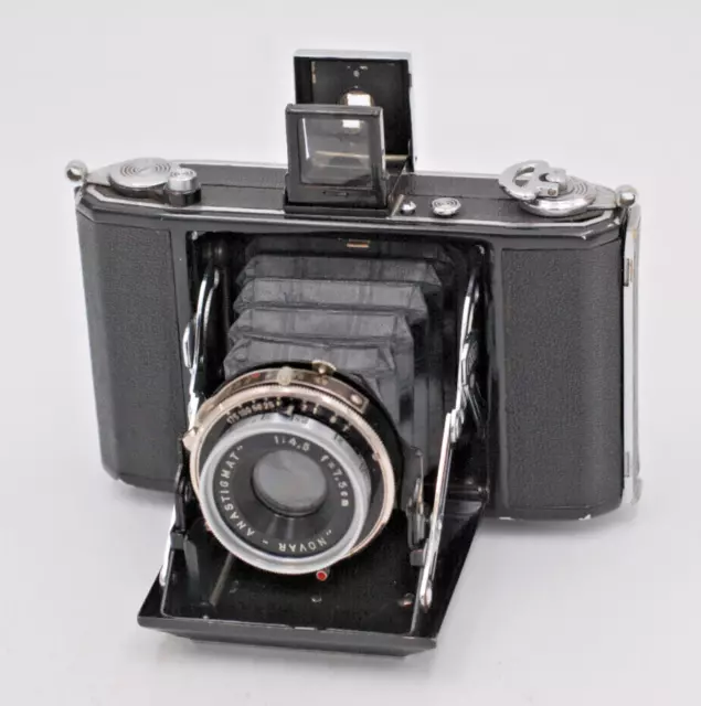 Rollfilm-Klappkamera Ikonta 520/16 für 6 x 6 von Zeiss Ikon