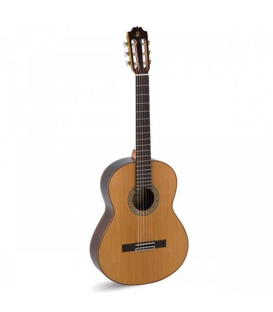 Guitare Classique Admira A10 Cèdre Massif / Palissandre Indien