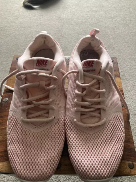 Nike flex essential ladies training shoes pink deals