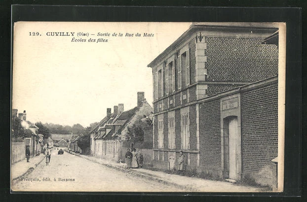 CPA Cuvilly, Sortie de la Rue du Matz, Ecoles des filles