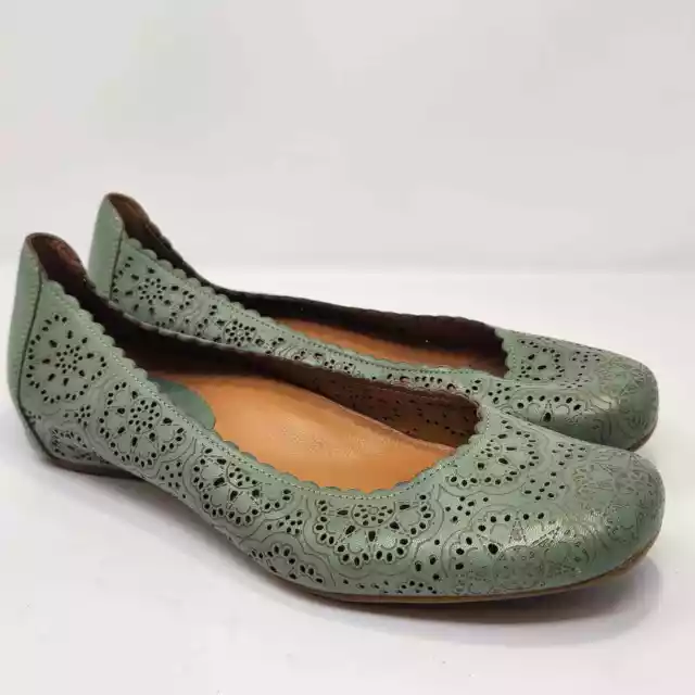 Earthies Womens Bindi Fern Green Leather Hidden Low Wedge Flats Size 9.5 B