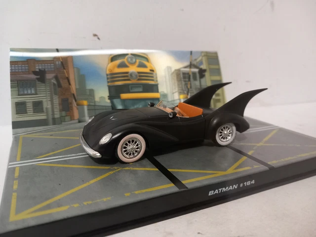 BATMAN AUTOMOBILIA COLLECTION Batcycle Issue 22 batmobile #164 bat car ...