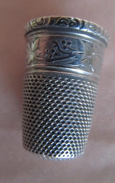 ANCIENNE BOITE A Poudre Argent Poincon Sanglier Decor Art Nouveau