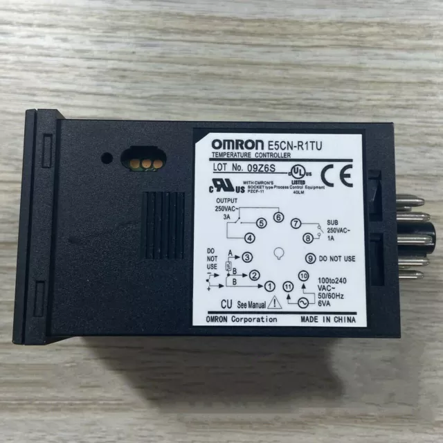 1PC Omron E5CN-R1TU E5CNR1TU Temperature Controller New Expedited Shipping