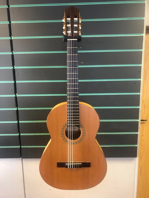 Admira Capricho Natural Satin Classical Guitar