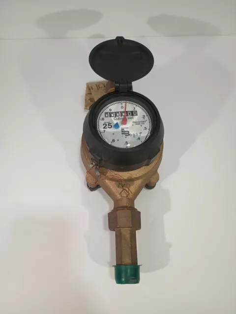 Badger Model 25 Water Meter 5/8" x 3/4" US Gallon with Meter Couplings NOS