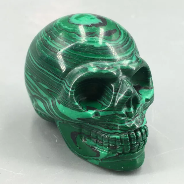 Crâne de cristal de quartz de pierre de malachite de 2 "Guérison Reiki