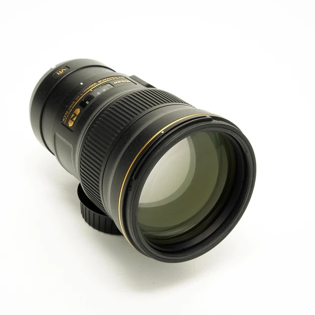 Nikon AF-S Nikkor 300mm F/4 E PF ED VR Lens