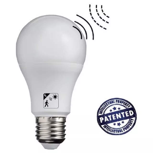 Lampadina LED E27 8W Bulb A60 con Sensore Crepuscolare Life