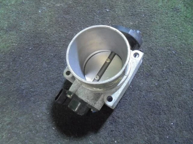 VOLVO VOLVO Volvo serie 40 2000 GF-4B4204 Corpo Acceleratore [usato] [PA01137963]