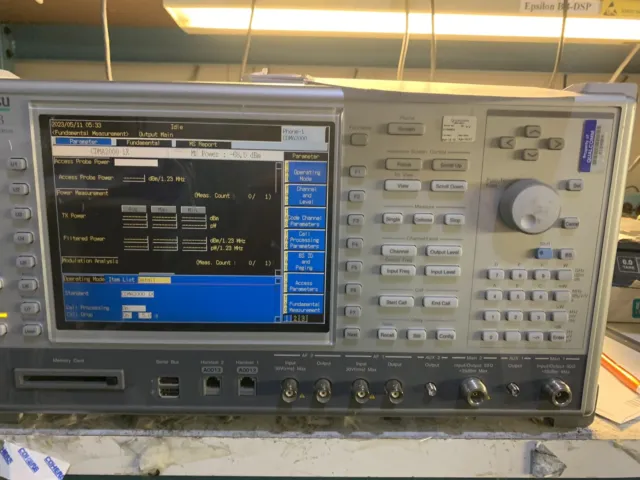 MT8820B 30MHz-2700MHz Radio Communications Analyzer, many options
