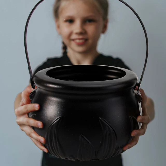 4 Pcs Children Hand- Held Candy Jar Plastic Cauldron
