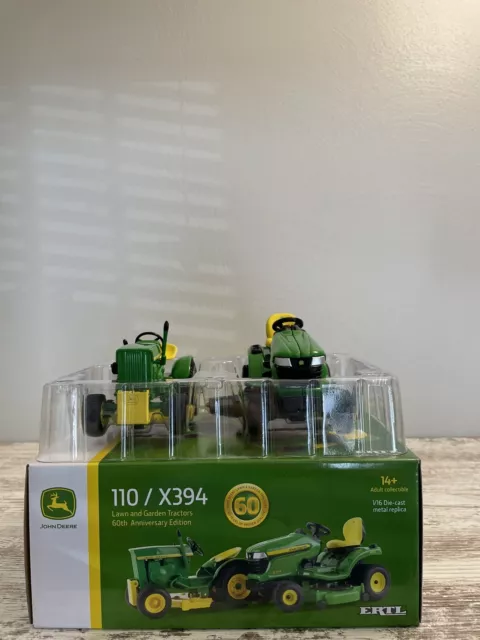 110/X394 John Deere Lawn Mower Set 60 Year Anniversary Edition 1/16 Scale