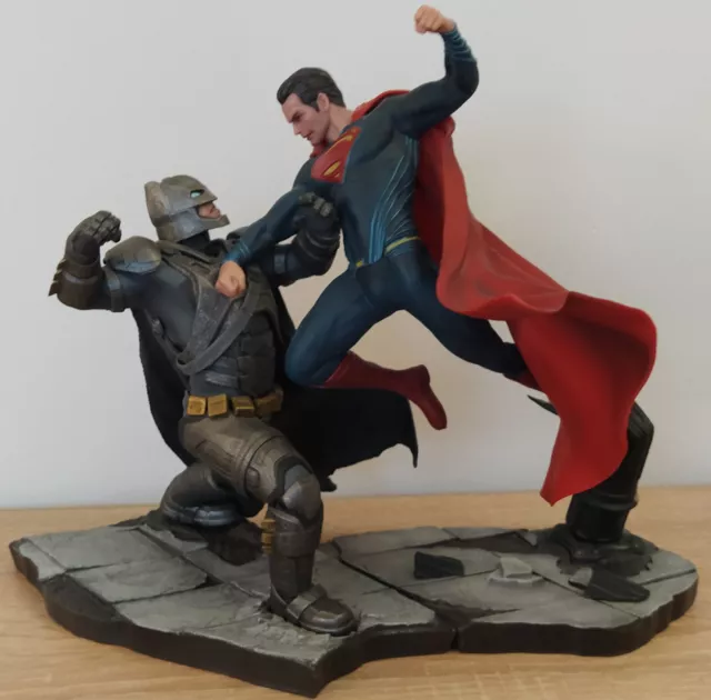 Kotobukiya ARTFX+ - Batman VS Superman figurine 1/10