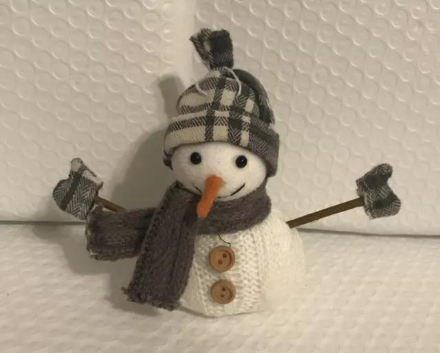 Bath And Body Works 2020 Gray Snowman 3-wick Candle Magnet