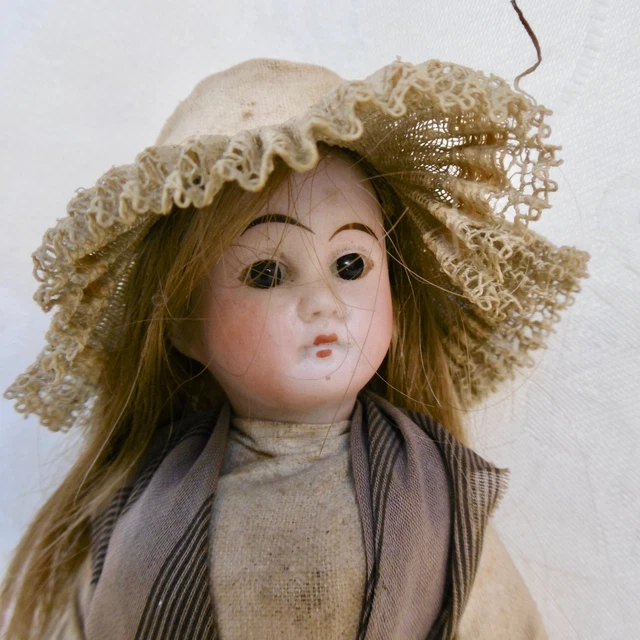 PETITE POUPÉE ANCIENNE Tête Biscuit Habits D'origine - Hauteur 23 Cm