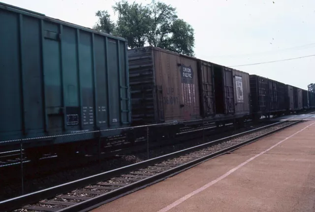 Railroad Slide - Union Pacific #361097 Box Car 1985 La Grange Illinois Freight