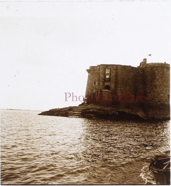 FRANCE Château au bord de l'eau c1930 Photo Plaque de verre Stereo Vintage P29L2