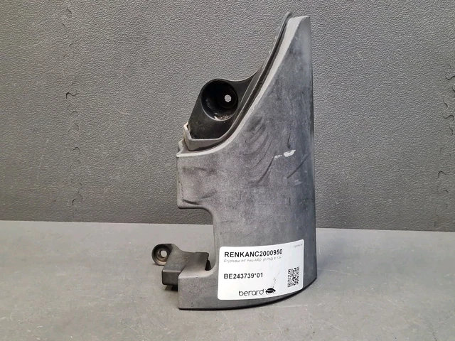 Enjoliveur De Feu Arrière Droit Pour RENAULT KANGOO 2 Phase 1 - Réf. 8200419967 - Occasion En Bon état