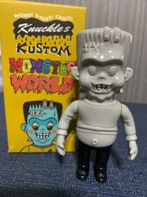 Headlock Studios   Mini  Sofvi Vinyl Figure -  Grey Frankie