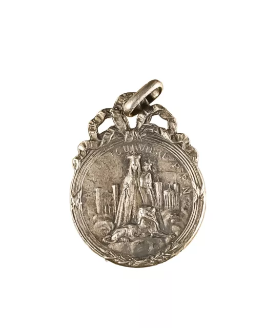 Médaille Religieuse Ancienne En Argent N.D De Fourvière