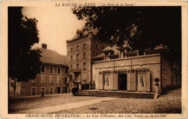 CPA AK Grand Hotel du Chateau La Cour d'Honneur known as Cour Xavir-de-.. (651566)