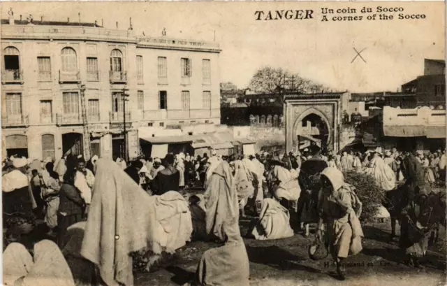 CPA AK TANGER Un coin du Socco MAROC (688820)