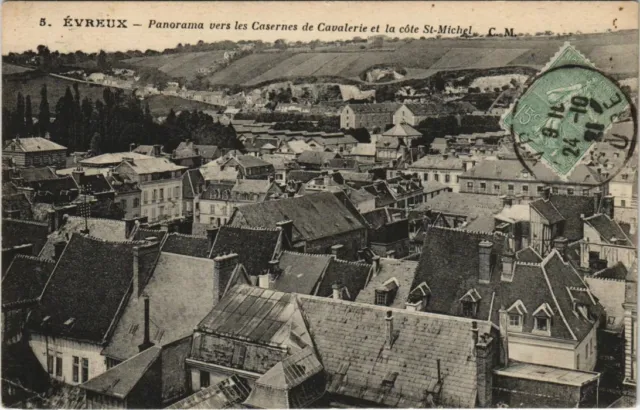 CPA EVREUX Panorama vers les Casernes de Cavalerie (1148148)