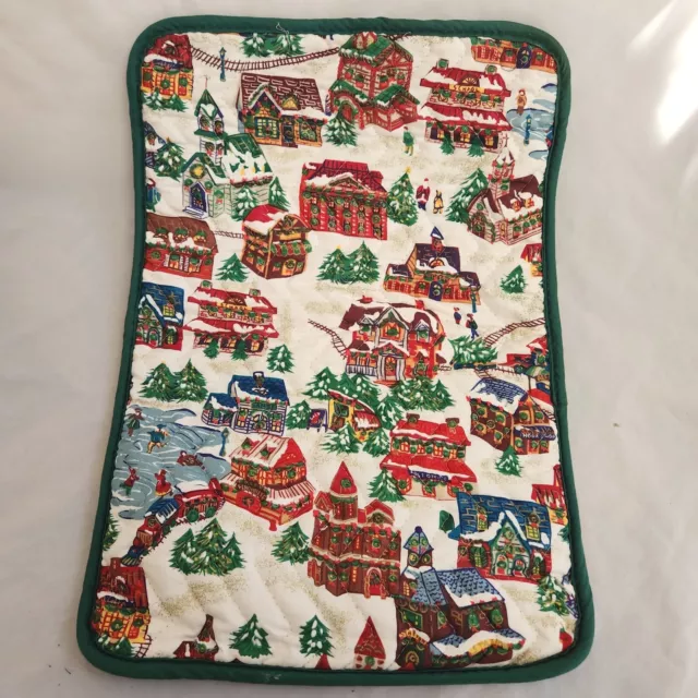 Pyrex Cook ‘n Carry Christmas Houses Quilted Casserole Dish Cover Winter Town