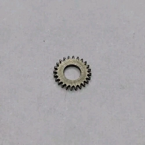 Pièce Horlogerie – Pignon Coulant FEMGA 520 – Pour Réparation De Montres