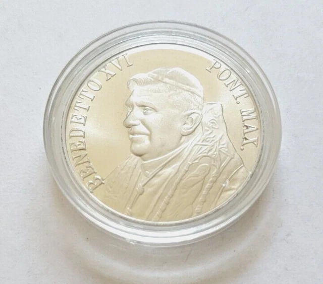 Pope Joannes Paolus II Benedetto XVI  Coin Vatican Rome Case & original Package