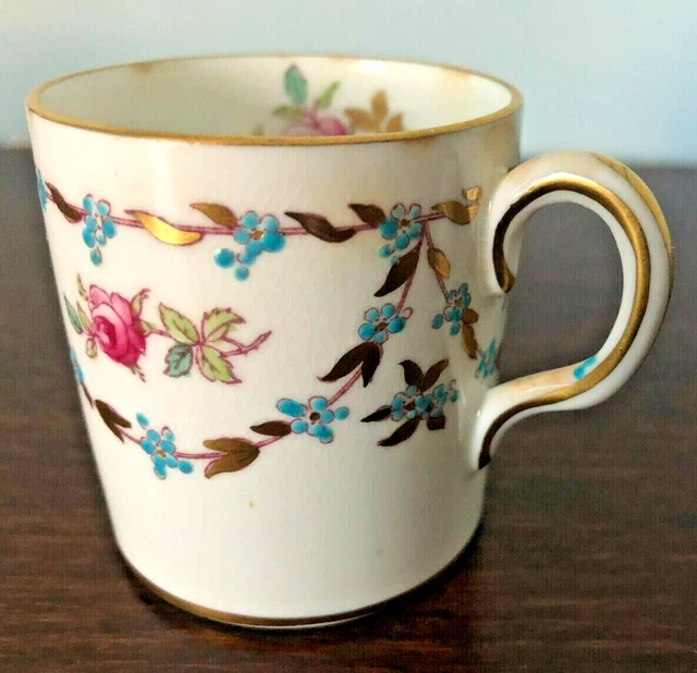 Taza de té Royal Chelsea HECHA EN INGLANDIA HUESO FINO CHINA #377 esmalte azul rosa dorado