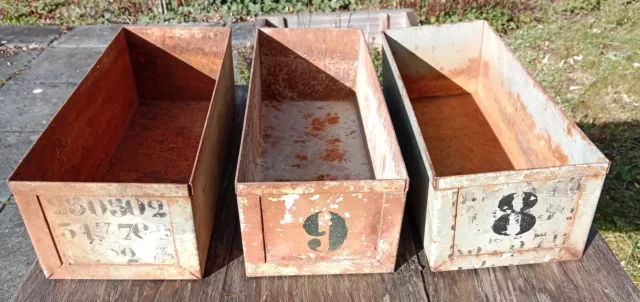 Lot 3 Anciens Bacs Ou Caisses De Rangement Industriel En Metal Cm 30 X 12 Cm