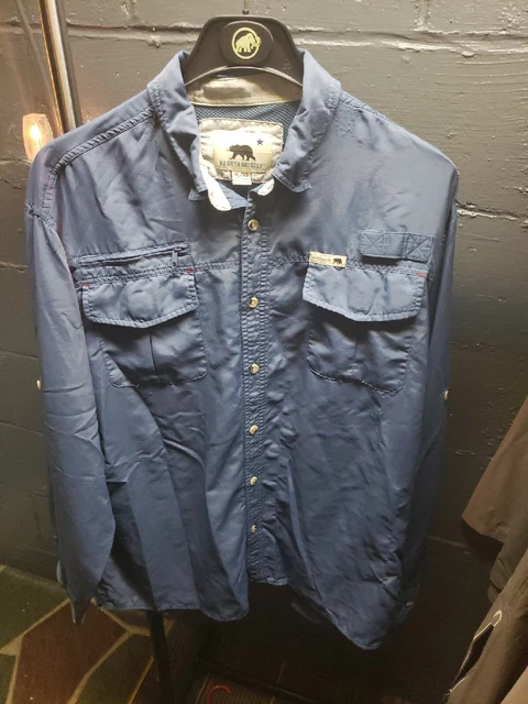 FC11 Dakota Grizzly Button Up Shirt Vented Mens Size Medium Blue 100% Nylon