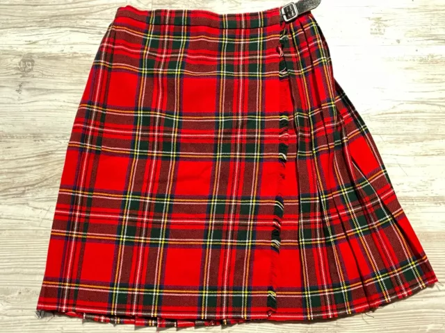 Vintage St. Michael UK tartan checked plaid wool wrap skirt kilt size 12 26"