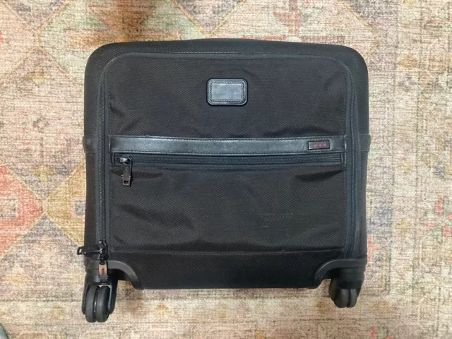 Tumi Alpha 2 Four (4) Wheeled Compact  Black