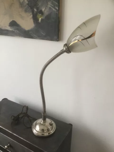 ANCIENNE LAMPE de BUREAU FLEXIBLE chromé avec TULIPE en VERRE années 40/50