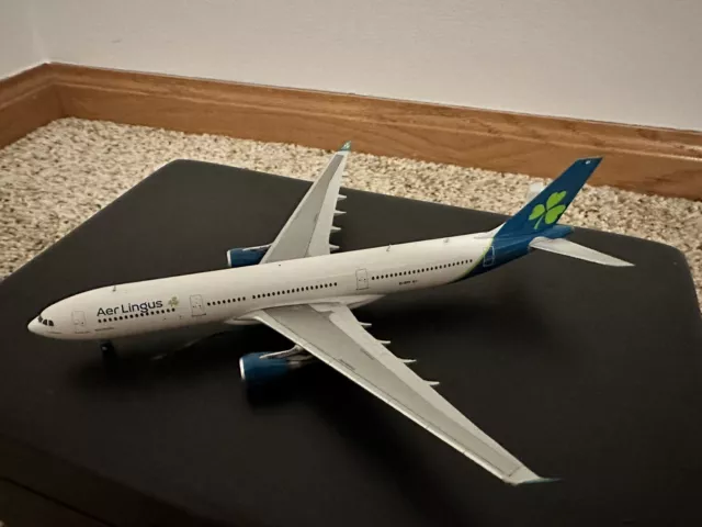 Gemini Jets 1:400 Aer Lingus A330-300 (EI-EDY). Excellent Condition!