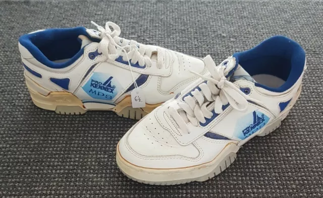 Vintage tennis hot sale shoes